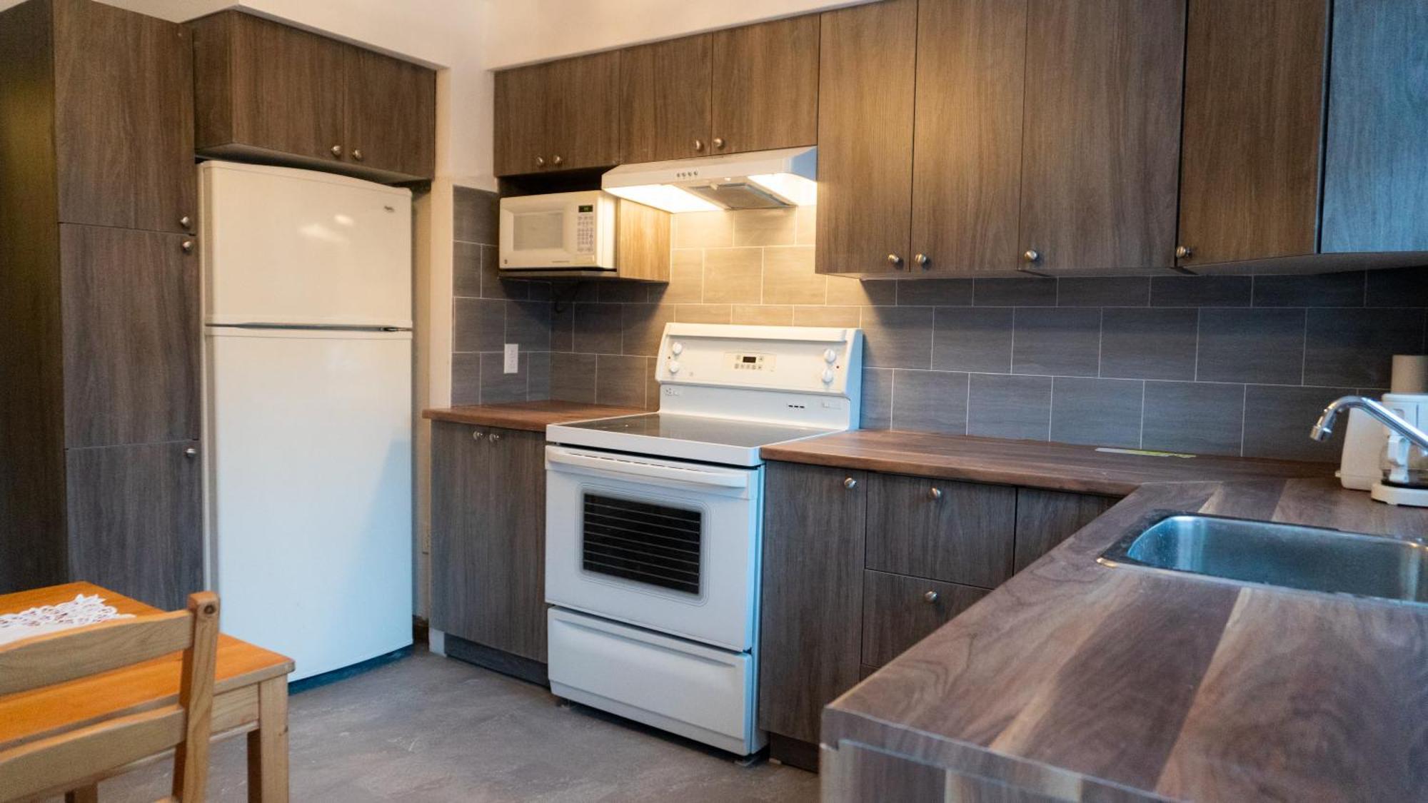 Montreal Homes - Affordable Rooms, Smart Tv, Shared Kitchen Buitenkant foto